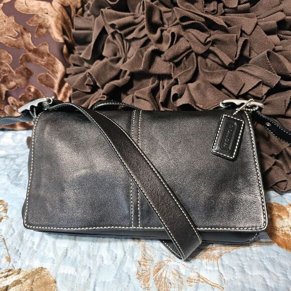 2005 Vintage Coach Demi Flap Crossbody Messenger Bag Purse in Black Leather - Picture 1 of 8